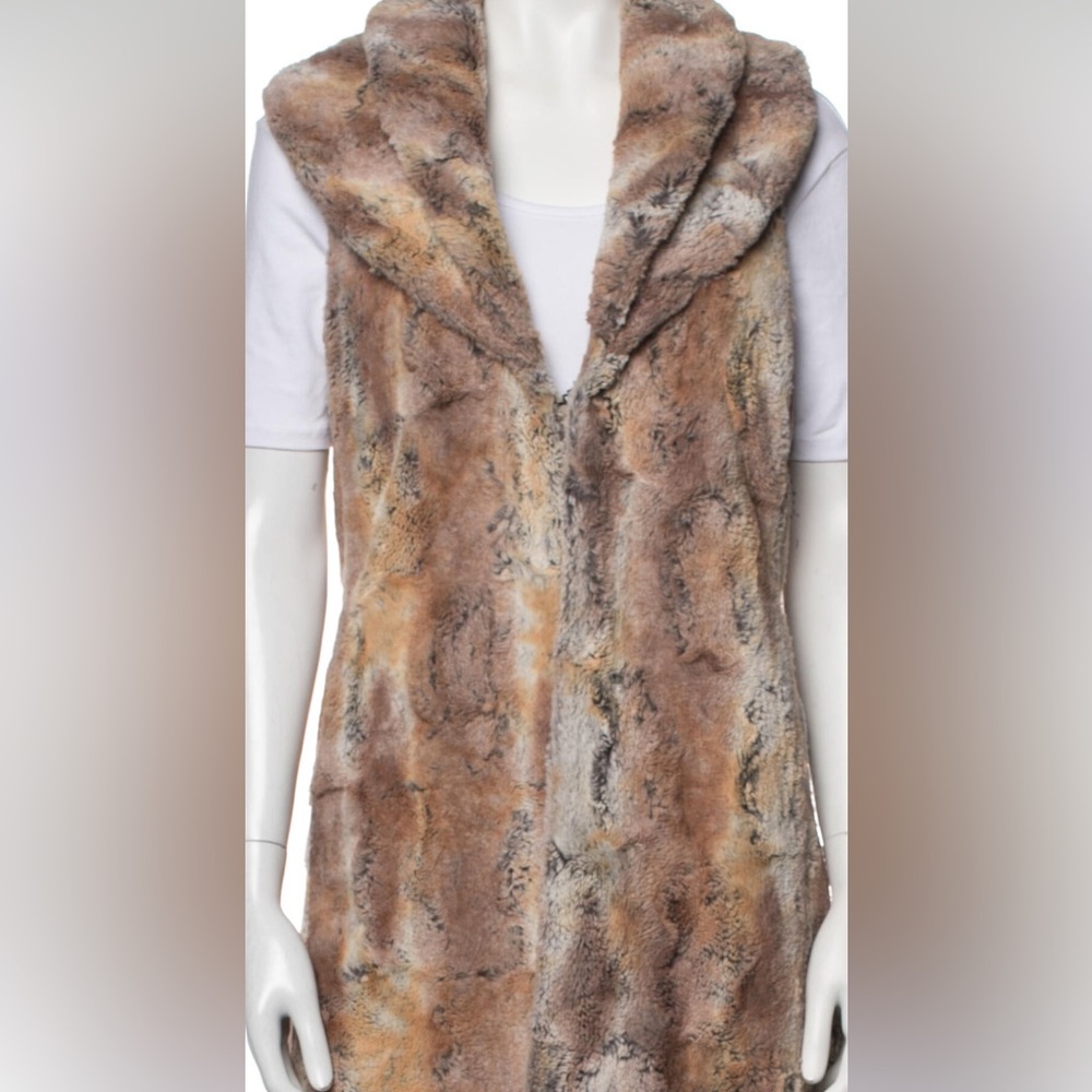 Alice and Olivia faux fur vest xs